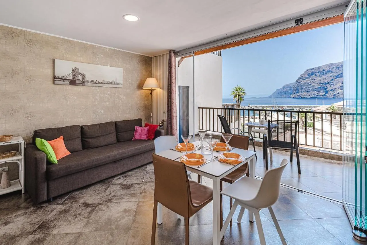 Апартаменты Amazing Atlantic And Breathtaking Mountains Views Акантиладо-де-Лос-Хигантес
