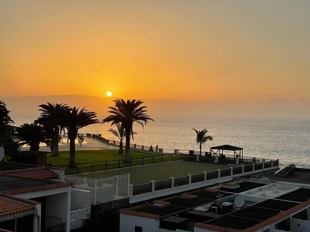 Amazing Atlantic And Breathtaking Mountains Views Apartment Acantilado de los Gigantes